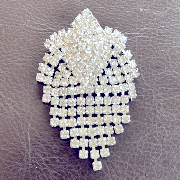 CELEBRITY N.Y. Big Rhinestone Pin/ Brooch - Picture 1 of 5